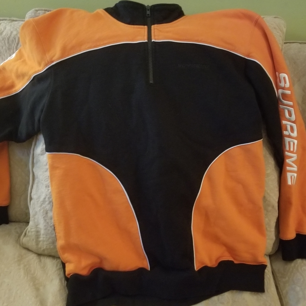 Authentic Supreme Pullover - Picture 3 of 4